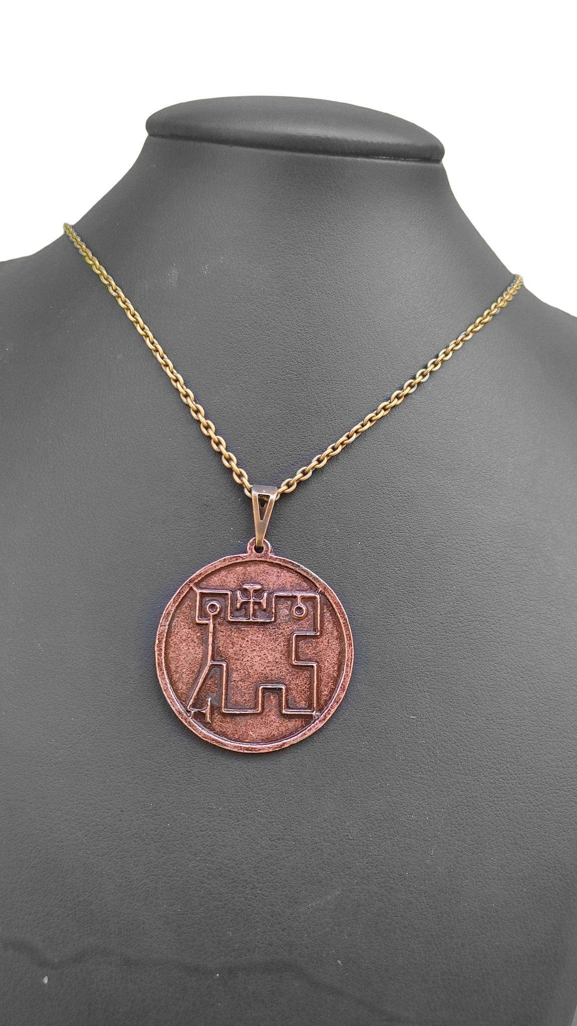 Medalha dos Condes folheada a cobre